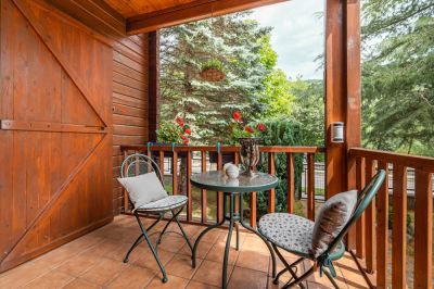 Wood Porch Railing